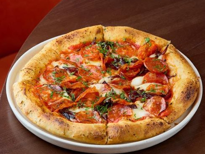 Піца Пепероні не гостра