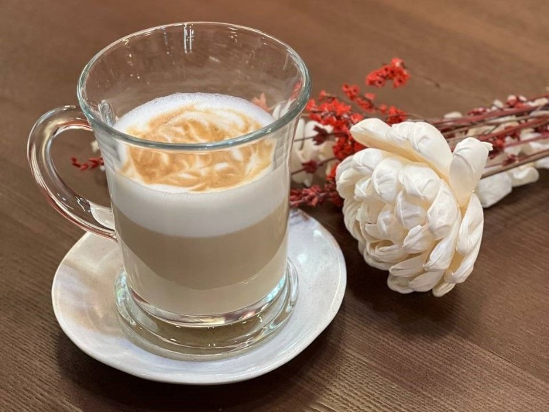 Лате на рослинному молоці